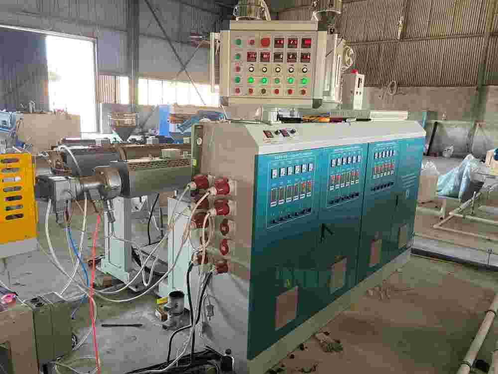 Tembok kaping 110mm Corrusated Pipa Produksi Garis